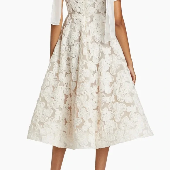 Bronx and BancoSabrina Embroidered A-Line Midi-Dress Skirt